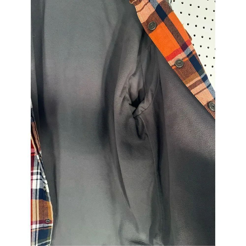 Duluth Trading button down flannel jacket - Picture 8 of 9